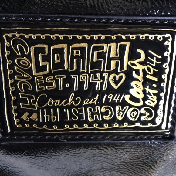 Coach Daisy Tote - Picture 3 of 5